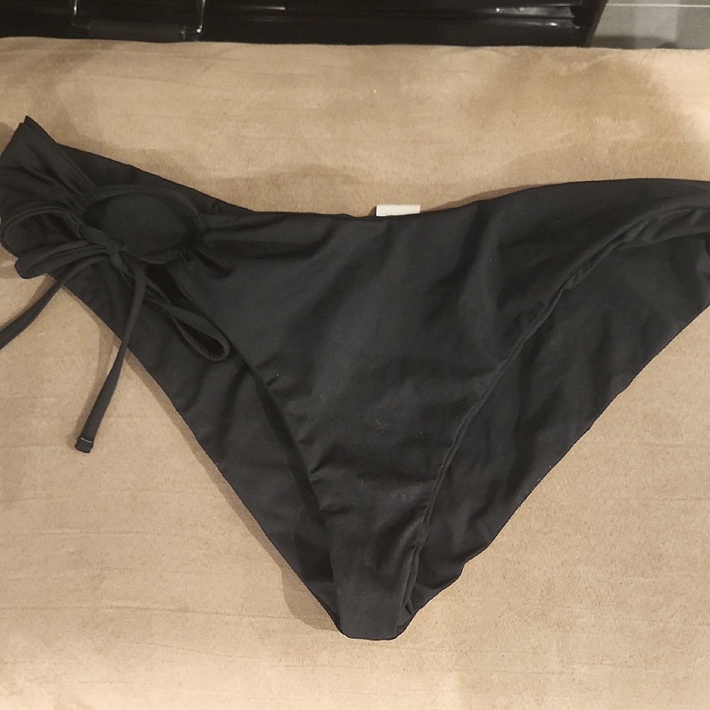NWOT L*SPACE | Amal Reversible Side Tie Bikini Bottom - Picture 6 of 9